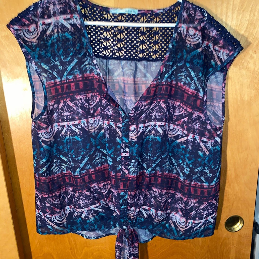 Maurices slightly cropped floral tee